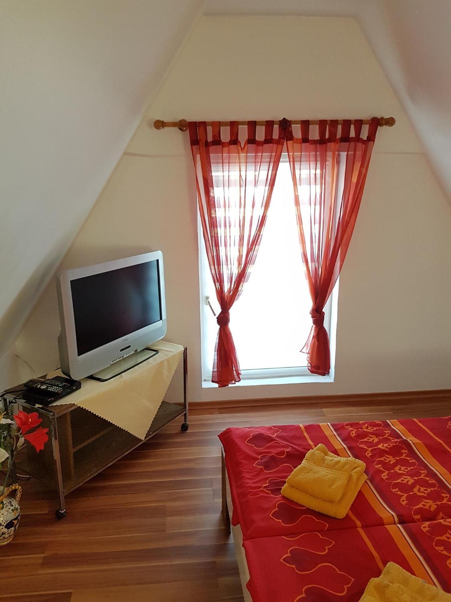 Pension Birgit Rothenburg ob der Tauber Exterior photo