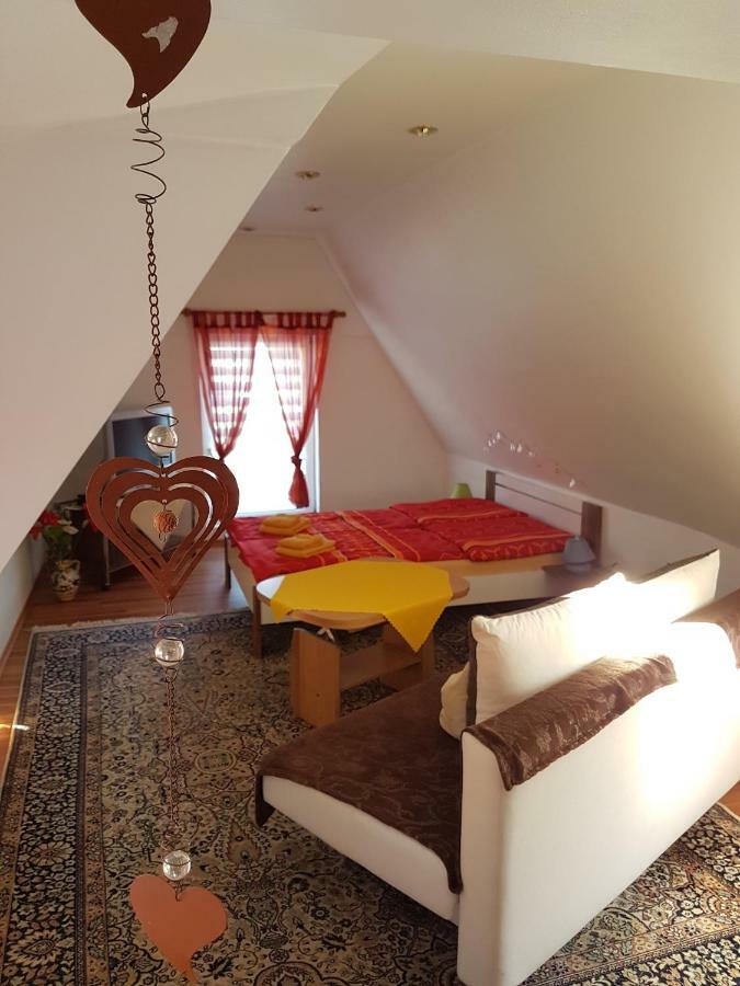 Pension Birgit Rothenburg ob der Tauber Exterior photo